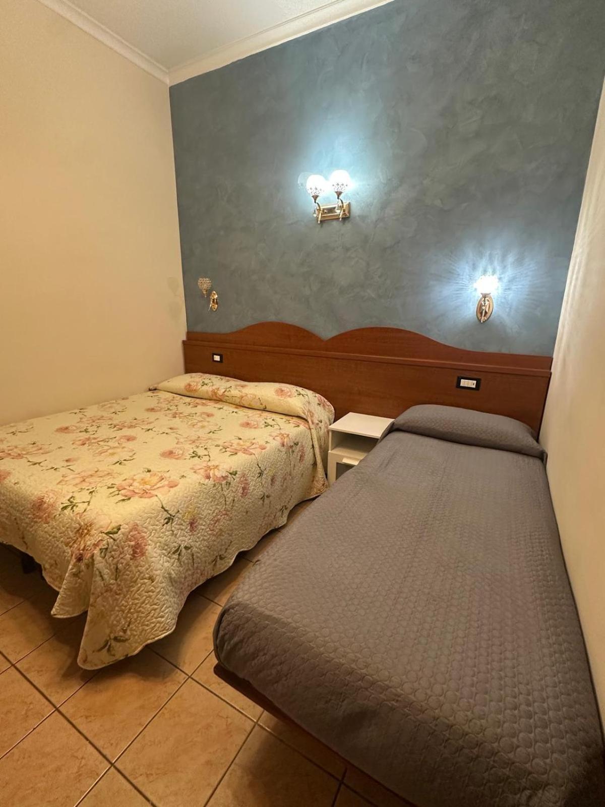 Near Termini Station Hotel Rome Exterior photo